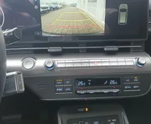 Zunanja slika - Hyundai Kona - BEV 48KWH PREMIUM   WINTER I.TOP.ČRP...... - 8 - Predogledna slika