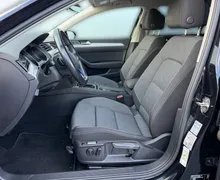 Notranja slika - Volkswagen Passat Variant - 1.4 GTE- LED-ACC-Mrtvi kot-PDC-Vzvratna kamera - 7 - Predogledna slika
