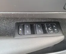 Zunanja slika - Volvo XC40 - T3 AUT R-Design Z ENOLETNIM JAMSTVOM - 8 - Predogledna slika
