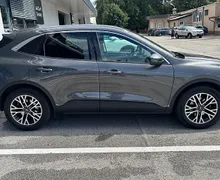Zunanja slika - Ford Kuga - 1.5 EcoBoost Titanium X. 1.lastnik. full oprema... - 3 - Predogledna slika