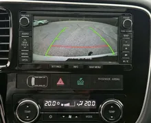 Notranja slika - Mitsubishi Outlander - 2.2D-4X4-XENON-NAVI-KAMERA-LIZING TUJCE-ŠIBEDAH- - 12 - Predogledna slika