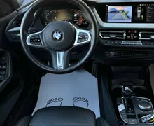 Notranja slika - BMW serija 1: - 118D•AUT•M PAKET•VIRTUAL•PANO•ACC•KEYLESS•KAMERA•. - 9 - Predogledna slika