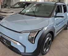 Zunanja slika - KIA EV3 - 58.3 kWh baterija. 150 kW  204 KM  Sky - 1 - Predogledna slika