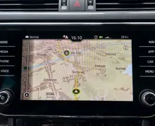 Zunanja slika - Škoda Superb - Combi 2.0TDI DSG Scout LED•ACC•VIRTUAL•GRETJE•KAM• - 18 - Predogledna slika