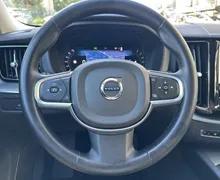 Notranja slika - Volvo XC60 - B4 D AWD Core Avt. - 14 - Predogledna slika
