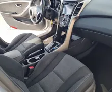 Zunanja slika - Hyundai i30 Wagon - 1.6 CRDi 110 Style  SERVISNA. VZRAT. KAM. - 8 - Predogledna slika