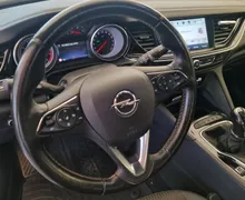 Notranja slika - Opel Insignia - Grand Sport 1.5 Turbo ecoTEC Innovation Slovenec - 10 - Predogledna slika