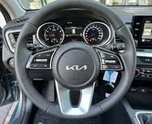 Notranja slika - KIA Ceed - 1.0 T-GDi EX Champion + ISG. M T - 12 - Predogledna slika