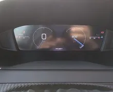Zunanja slika - Peugeot 2008 - ALLURE PureTech 100-KAMERA 360-MRTVI KOT - 8 - Predogledna slika