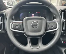 Notranja slika - Volvo XC40 - B3 P Plus Dark Avt. - 14 - Predogledna slika