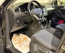 Notranja slika - VW Tiguan - 2.0 TDI-FULL LED-ACC-TEMPOMAT-NAV1GACIJA-PDC - 9 - Predogledna slika