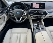 Notranja slika - BMW Serija 5 - 520d xDrive Touring Avt. - 5 - Predogledna slika