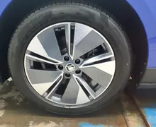 Zunanja slika - Škoda Enyaq - IV 132kW.KAMERA.KLJUKA.LED.NAVI.GRE.SED-3000 SUBVENCI - 5 - Predogledna slika