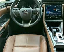Zunanja slika - Lexus LBX - 1.5 HEV Relax Avt. MARK LEVINSON-KAM360-HUD-KLESS - 8 - Predogledna slika