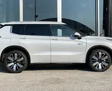 Zunanja slika - Mitsubishi Outlander - PHEV 4WD 2.4 Instyle+ Avt. - 3 - Predogledna slika