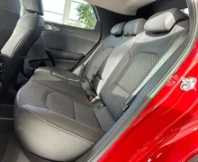 Notranja slika - KIA XCeed - 1.6 T-GDi EX Stream ISG 7DCT - 11 - Predogledna slika