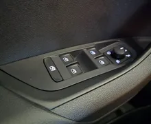 Notranja slika - Škoda Karoq - 2.0 TDI Selection - LED.virtual.kamera.asistence - 18 - Predogledna slika