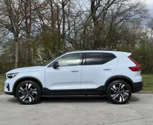 Zunanja slika - Volvo XC40 - B4 P Ultra Dark Avt. - 6 - Predogledna slika