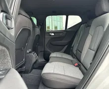 Notranja slika - Volvo XC40 - B3 P Core AT DCT... - 11 - Predogledna slika