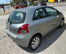 Notranja slika - Toyota Yaris - 1.3 VVT-i... - 7 - Predogledna slika