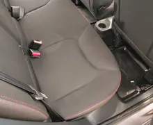Notranja slika - Renault Clio - Grandtour 1.2 16V SAMO 75000 KM-ODLIČEN - 7 - Predogledna slika