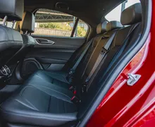 Zunanja slika - Alfa Romeo Giulia - AWD 2.0 Turbo 280 Veloce - 12 - Predogledna slika