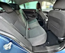 Notranja slika - Opel Insignia - 1.6 CDTI-LIMUZINA-BI-XENON-NAVI-18ALU - 12 - Predogledna slika