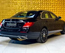Notranja slika - Mercedes-Benz E-Razred - E 220 d AUT.-VIRTUAL-KAMERA-AMBI-HARMAN-GRETJE - 11 - Predogledna slika