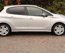 Zunanja slika - Peugeot 208 - 1.2 PureTech 82 Style - BREZ POLOGA - 4 - Predogledna slika