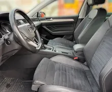 Notranja slika - Volkswagen Passat - 2.0 TDI Elegance DSG Matrix - Kamera - SLO... - 10 - Predogledna slika