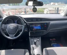 Zunanja slika - Toyota Auris - Hybrid 1.8 VVT-i Black Edition Avt. VZR. KAM. TEMP - 11 - Predogledna slika