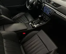 Notranja slika - Škoda Superb - 2.0TDI-L K-DSG-PANORAMA-USNJE-SLO-NAVI-ACC-CANTON - 12 - Predogledna slika