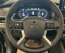 Zunanja slika - Mitsubishi Outlander - Black Edition PHEV 4WD 2.4  Avt. - NA ZALOGI - - 18 - Predogledna slika