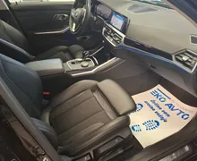 Notranja slika - BMW serija 3: - 318d AVT.-1LAST.-SLO-VIRTUAL-AMBIENT-FUL LED-NAVI- - 9 - Predogledna slika