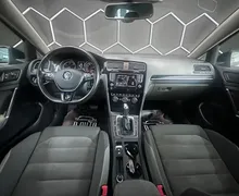 Notranja slika - Volkswagen Golf - 2.0 TDI BMT Highline DSG+NAVI+PDC+GRETJE SEDEZEV.. - 14 - Predogledna slika