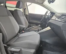 Notranja slika - Volkswagen Polo - 1.0 TSI 4ALL... - 7 - Predogledna slika
