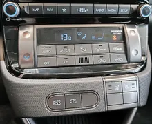 Zunanja slika - Hyundai Inster - 42 KWH TREND-GRETJE SEDEŽEV-APPLE-DAB-KAMERA-VIDEO - 12 - Predogledna slika