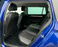 Notranja slika - Volkswagen Passat Variant - 2.0 TDI-DSG-2X R LINE-LIZING ZA TUJCE-FUL LED- - 9 - Predogledna slika