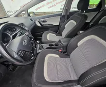 Zunanja slika - KIA Ceed - 1.6 CRDi STYLE ALU PLATIŠČA-PDC-KLIMA-SLO - 11 - Predogledna slika