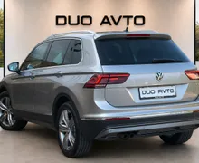 Notranja slika - VW Tiguan - 2.0TDI-DSG-HIGHLINE-VIRTUAL-LED-F1-19COL-NA OBRO.. - 11 - Predogledna slika