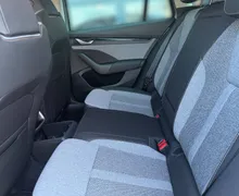 Notranja slika - Škoda Octavia - Combi 2.0 TDI Family DSG... - 11 - Predogledna slika
