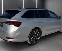 Zunanja slika - Škoda Octavia - Combi 2.0 TDI Sportline DSG-Panorama-Vlečna klju.. - 3 - Predogledna slika