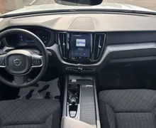 Zunanja slika - Volvo XC60 - B4P Momentum PRO AT FWD KAMERA-GRETJE.SED.-DAB+ - 12 - Predogledna slika