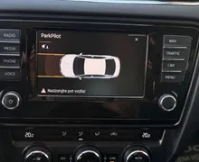 Notranja slika - Škoda Octavia - 1.6 TDI-NAVIGACIJA-LIZING ZA TUJCE-PDC-ODLIČEN- - 16 - Predogledna slika