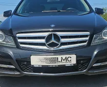 Zunanja slika - Mercedes-Benz C-Razred - 220 CDI 170ks °AVANTGARDE° °XENON° °2x PDC° - 2 - Predogledna slika