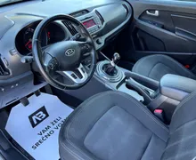Notranja slika - KIA Sportage - 1.7 CRDi+SLO... - 10 - Predogledna slika