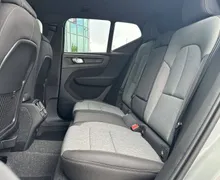 Notranja slika - Volvo XC40 - B3 P Core AT DCT 3 leta garancije + 3 servisi... - 11 - Predogledna slika