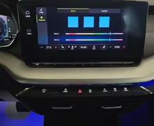 Notranja slika - Škoda Octavia - Combi 2.0 TDI Tour DSG - LED.kamera.masaža.kljuka - 16 - Predogledna slika