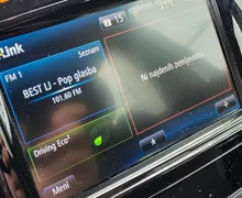 Zunanja slika - Renault Captur - TCe 90 INTENS LED-KAMERA-ALU PLATIŠČA-1.LASTNIK - 17 - Predogledna slika