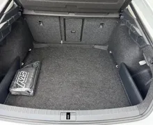 Notranja slika - Škoda Octavia - 2.0 TDI Ambition-LED-Masaža v. sedežPDC-AppConnect - 12 - Predogledna slika